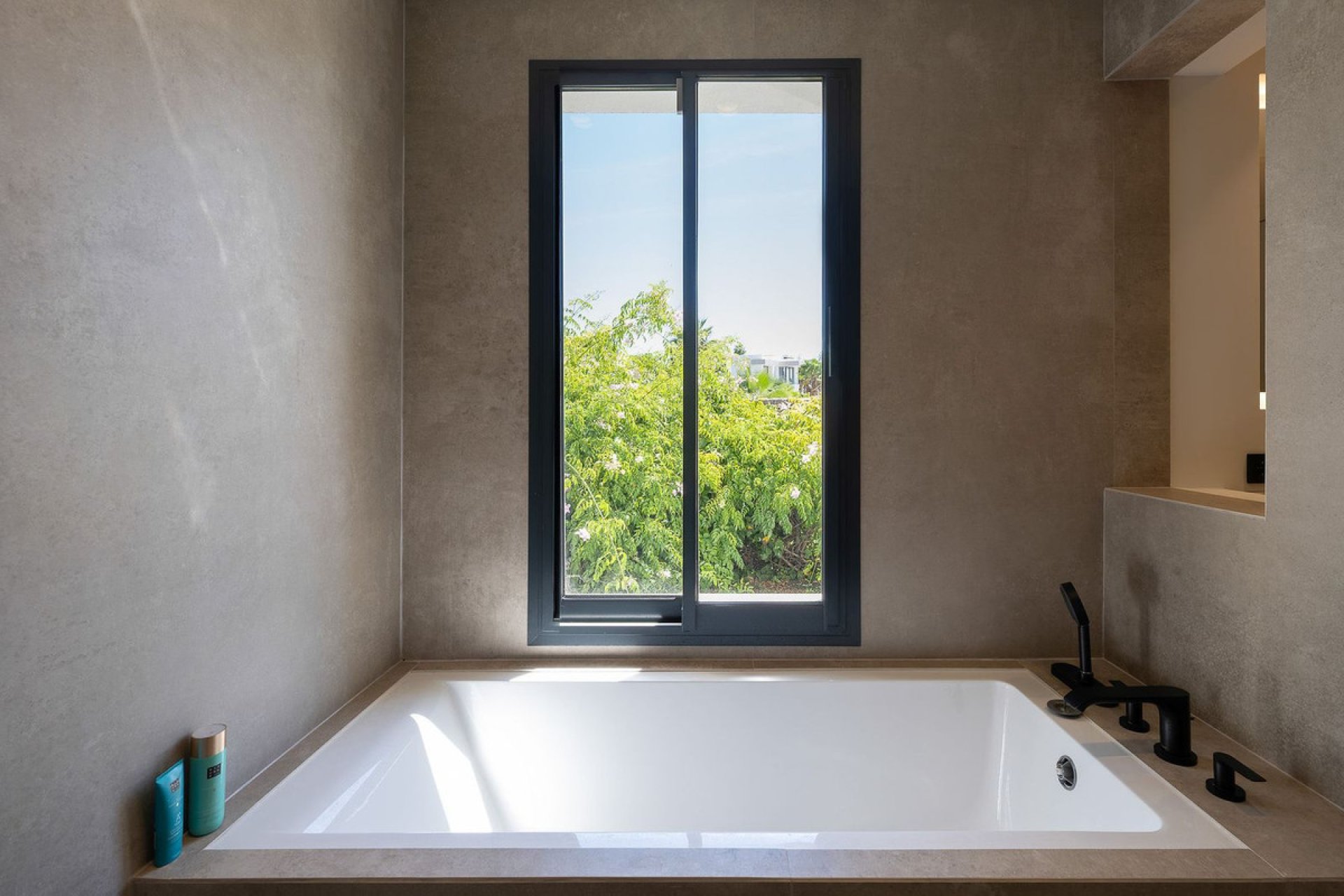 Reventa - House - Detached Villa - Marbella - Nueva Andalucia