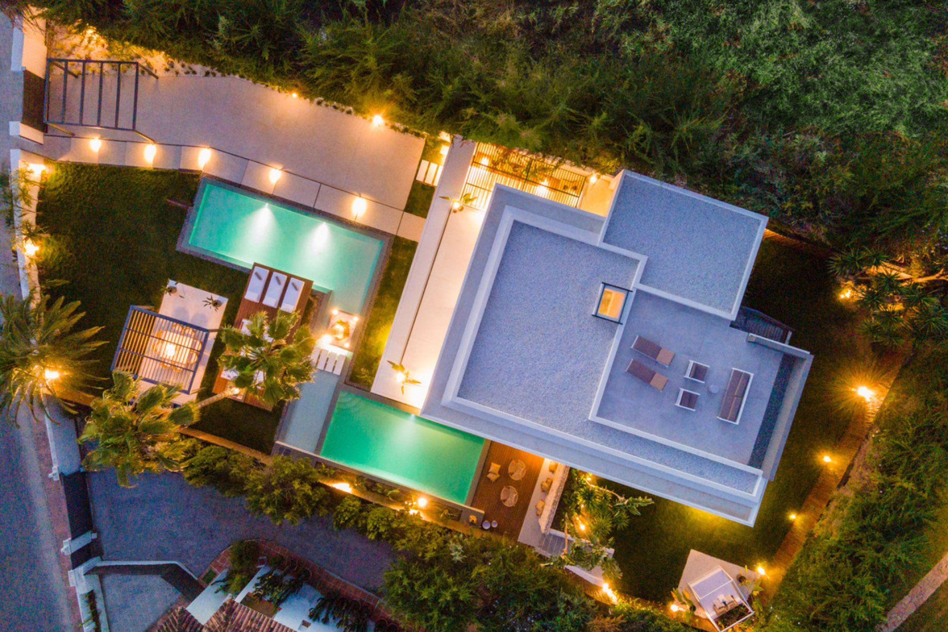 Reventa - House - Detached Villa - Marbella - Nueva Andalucia