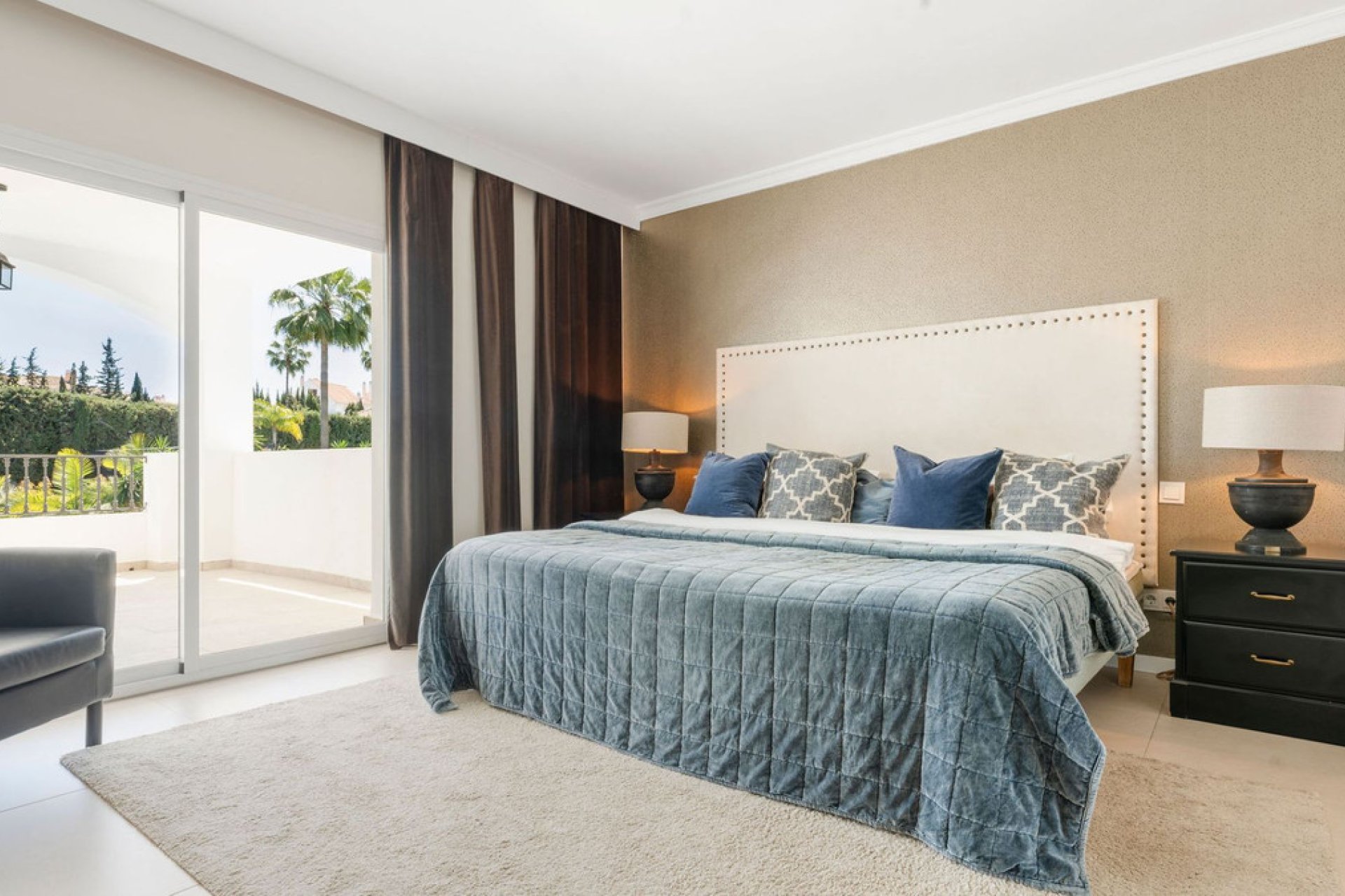 Reventa - House - Detached Villa - Marbella - Nueva Andalucia