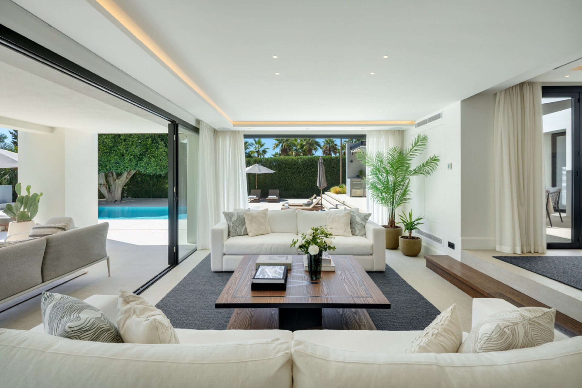 Reventa - House - Detached Villa - Marbella - Nueva Andalucia