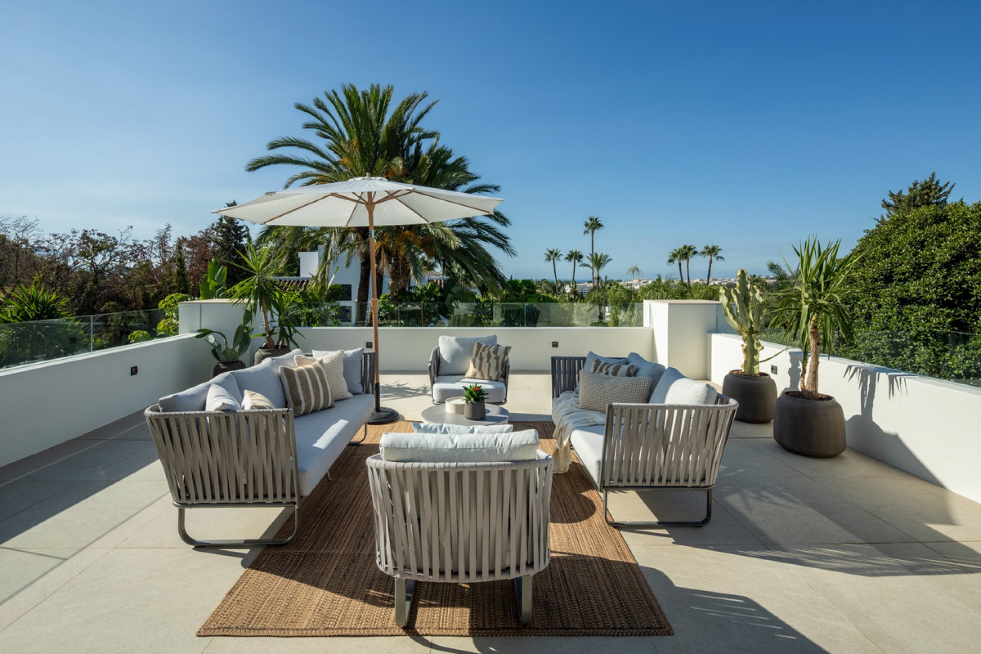 Reventa - House - Detached Villa - Marbella - Nueva Andalucia