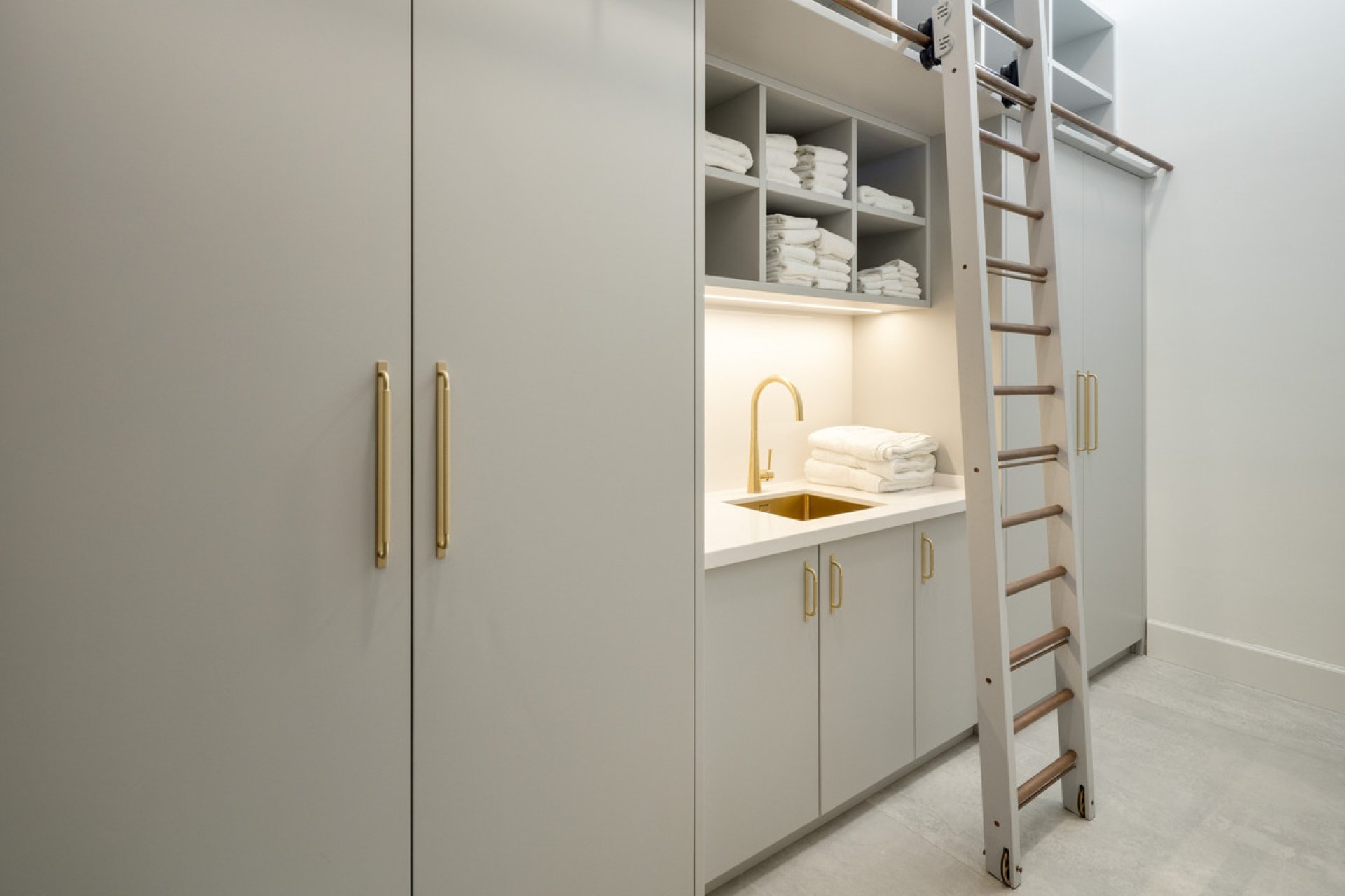 Reventa - House - Detached Villa - Marbella - Nueva Andalucia