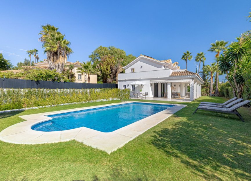 Reventa - House - Detached Villa - Marbella - Nueva Andalucia