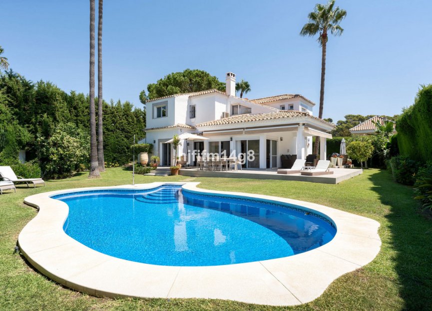 Reventa - House - Detached Villa - Marbella - Nueva Andalucia