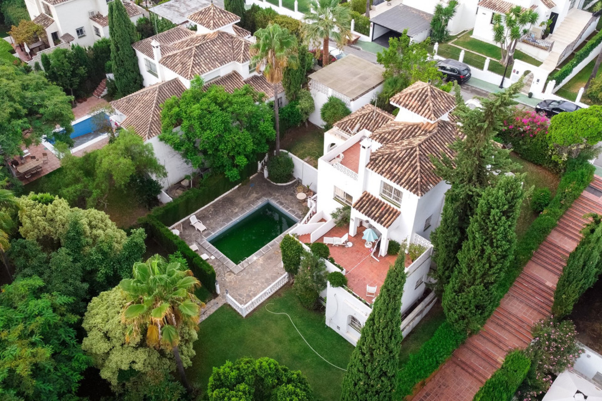 Reventa - House - Detached Villa - Marbella - Nueva Andalucia