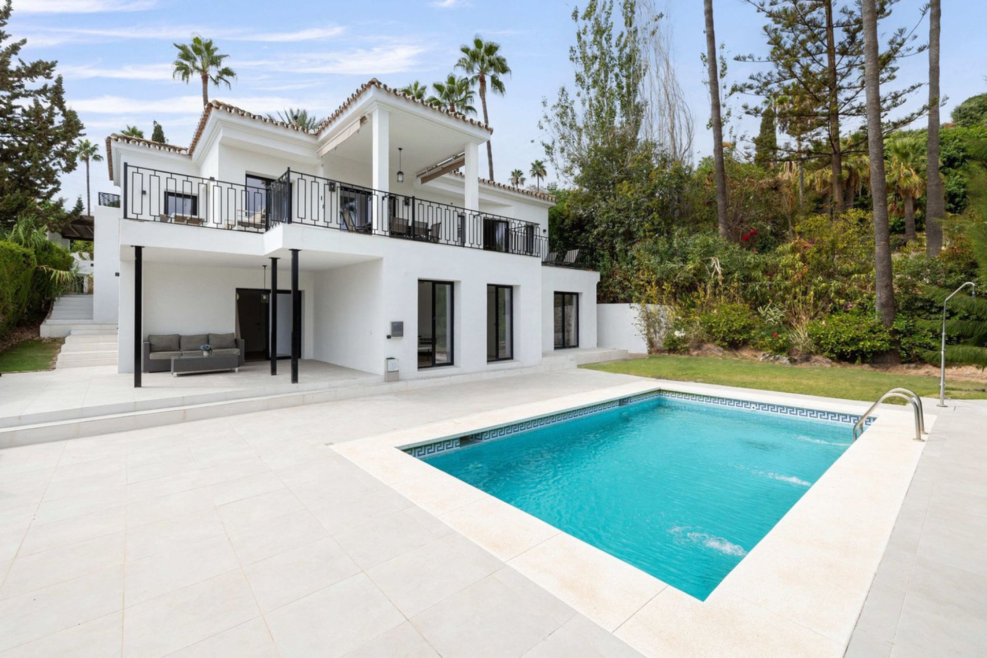 Reventa - House - Detached Villa - Marbella - Nueva Andalucia