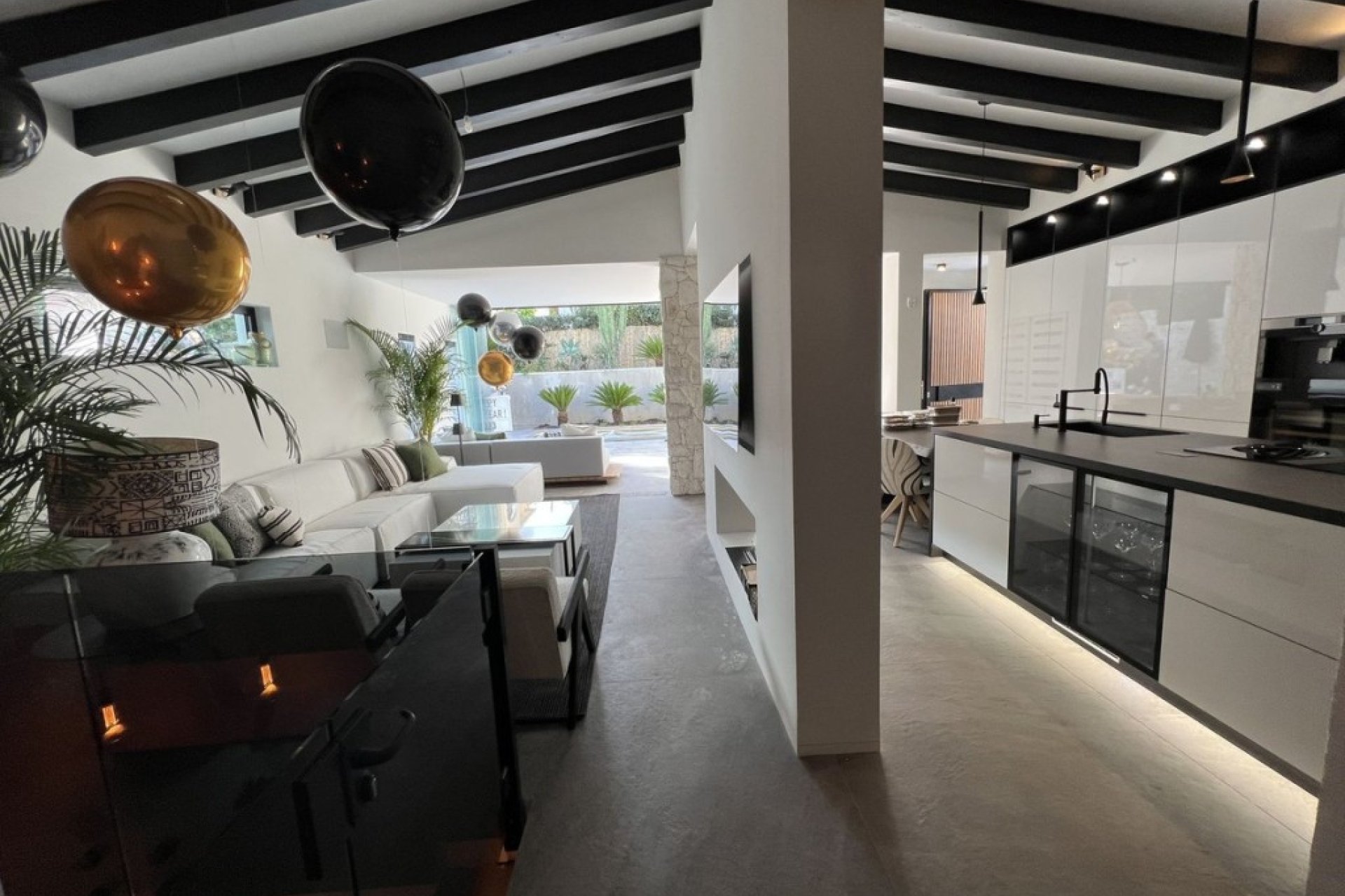 Reventa - House - Detached Villa - Marbella - Nueva Andalucia