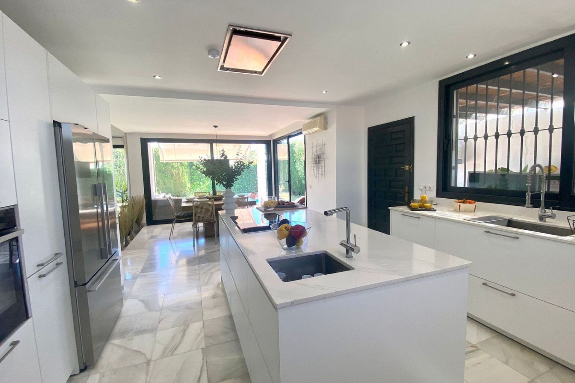 Reventa - House - Detached Villa - Marbella - Nueva Andalucia