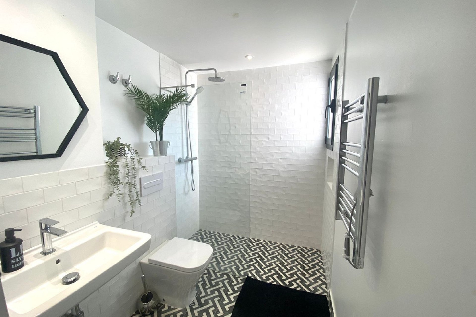 Reventa - House - Detached Villa - Marbella - Nueva Andalucia