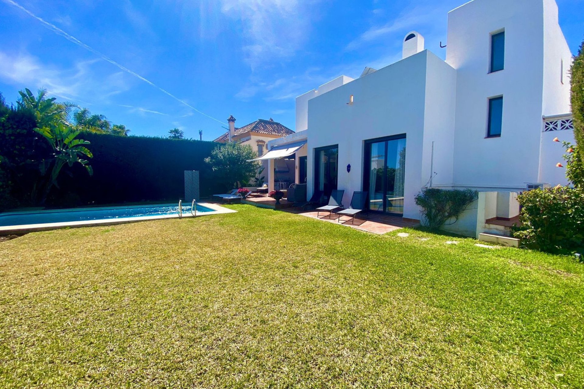 Reventa - House - Detached Villa - Marbella - Nueva Andalucia