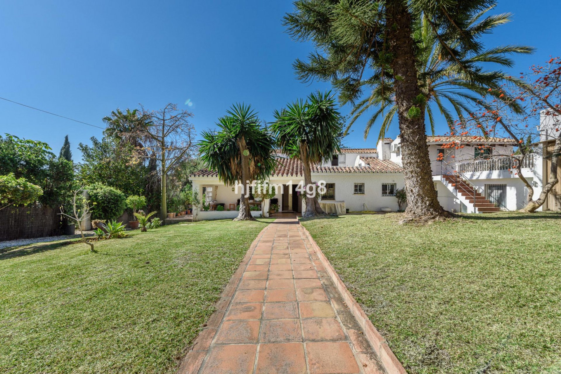 Reventa - House - Detached Villa - Marbella - Nueva Andalucia