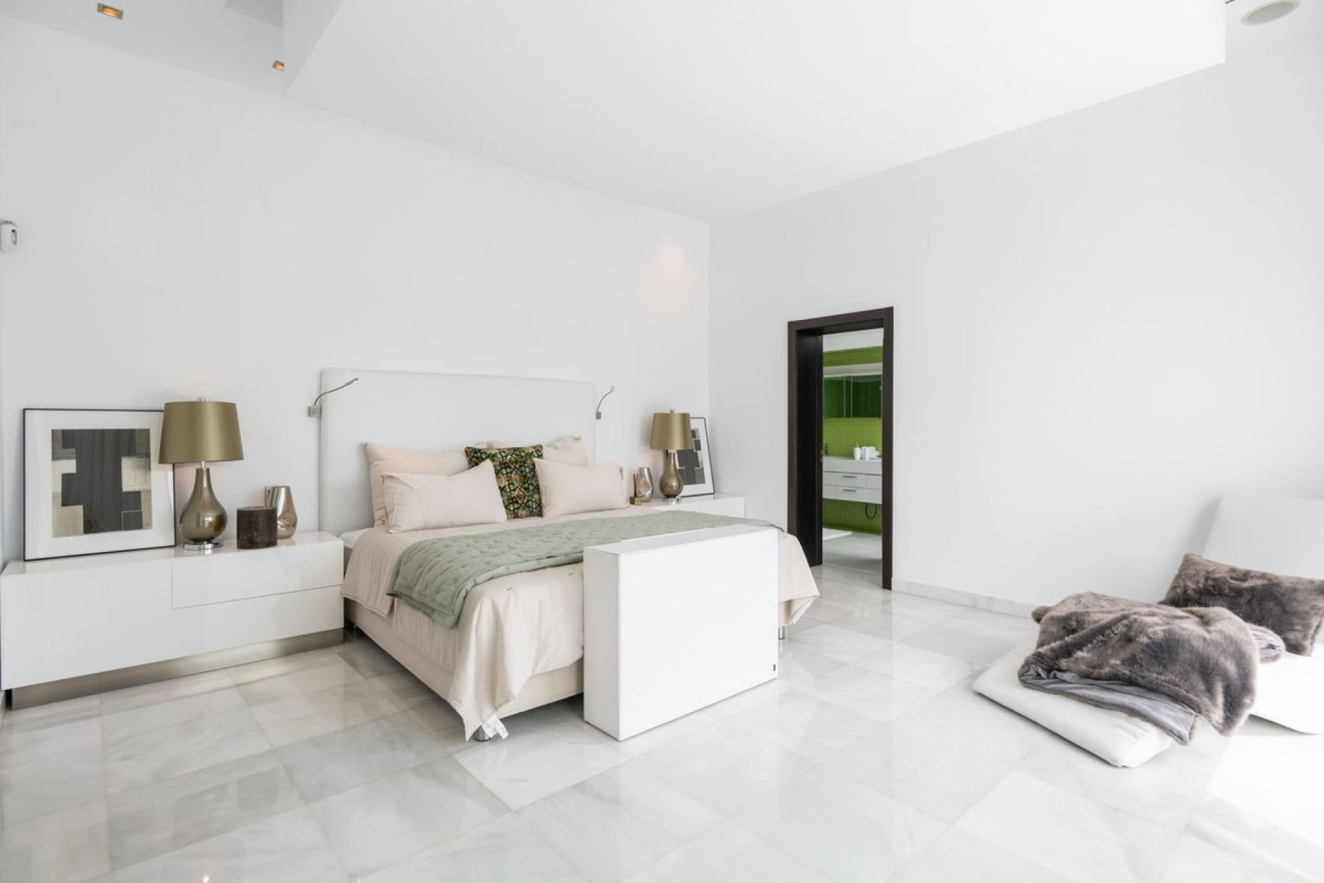 Reventa - House - Detached Villa - Marbella - Nueva Andalucia