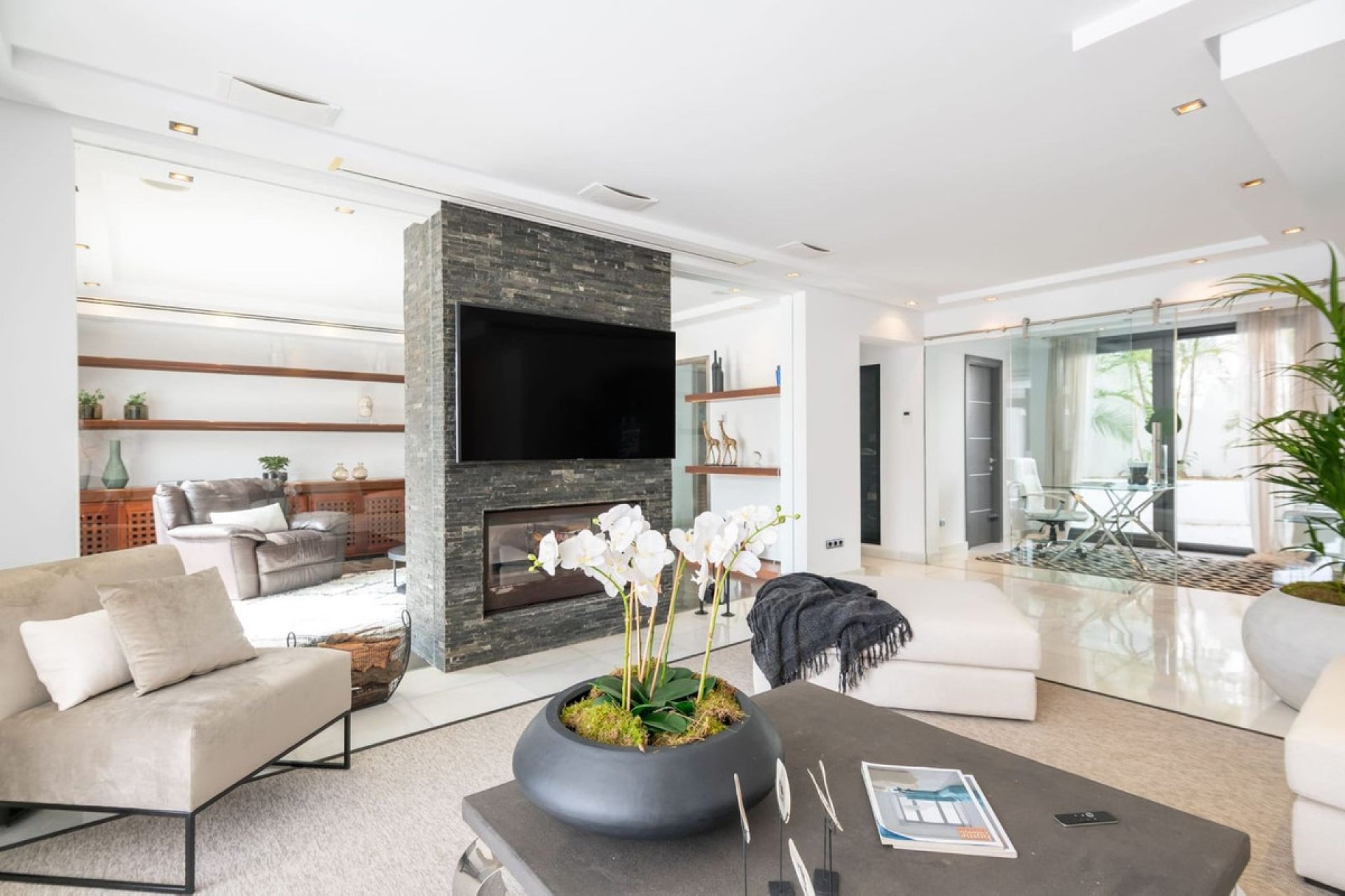 Reventa - House - Detached Villa - Marbella - Nueva Andalucia