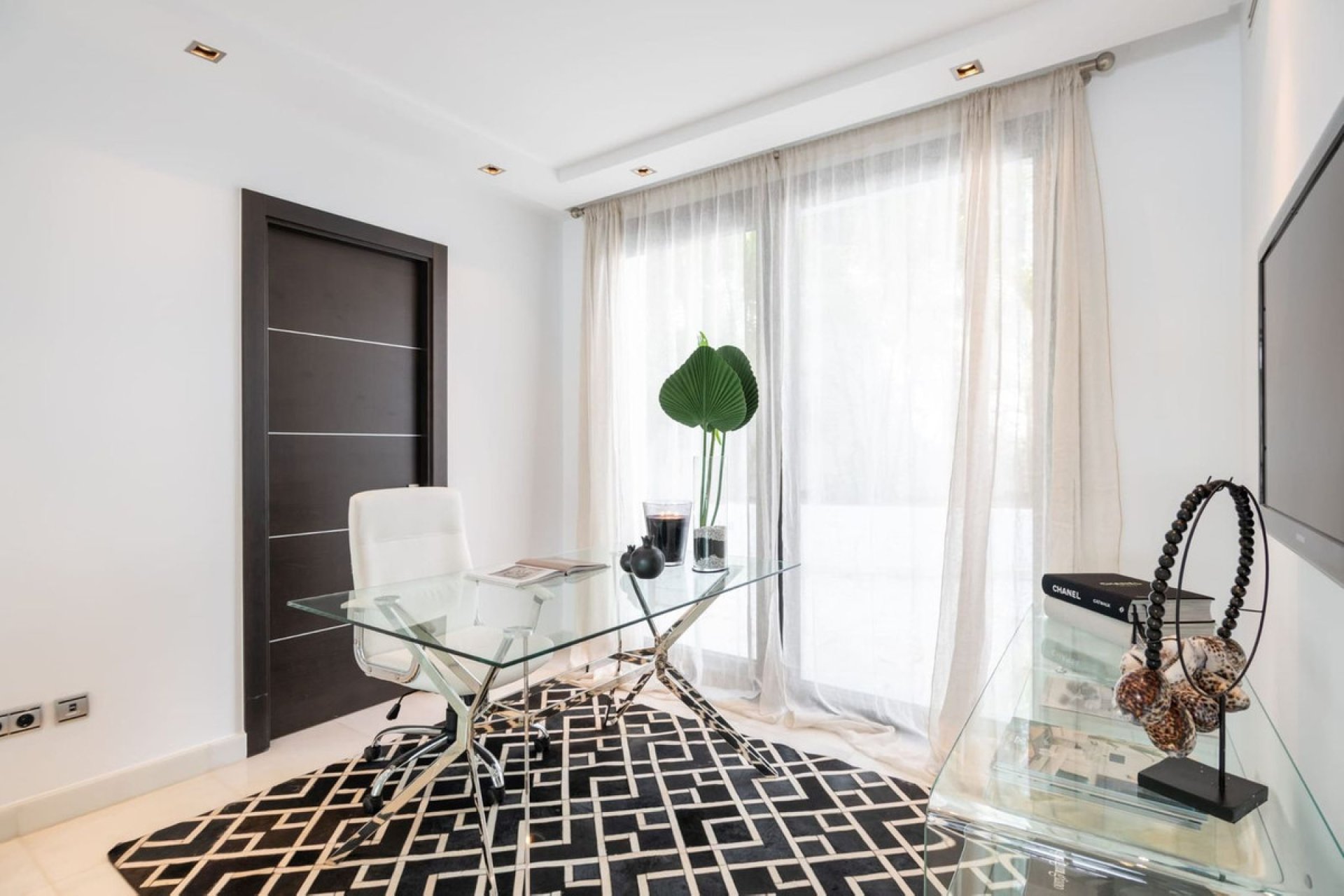 Reventa - House - Detached Villa - Marbella - Nueva Andalucia