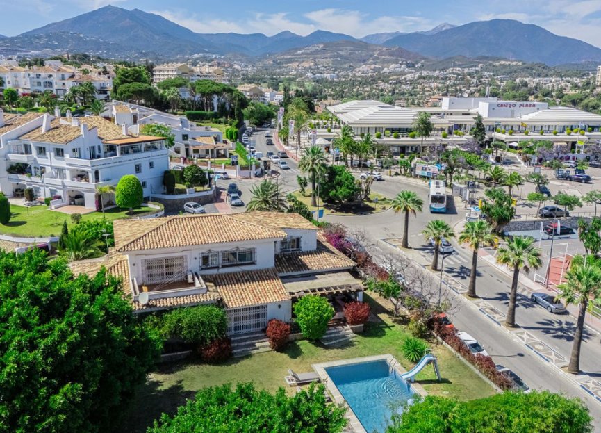 Reventa - House - Detached Villa - Marbella - Nueva Andalucia