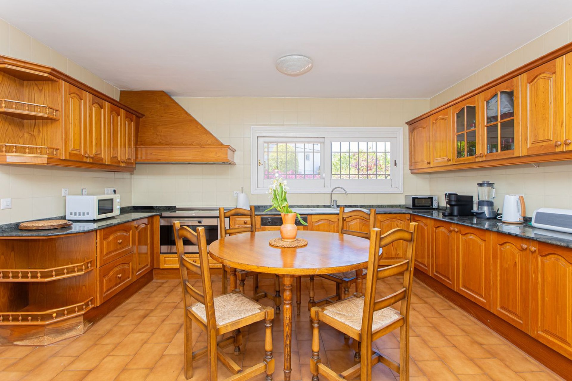 Reventa - House - Detached Villa - Marbella - Nueva Andalucia