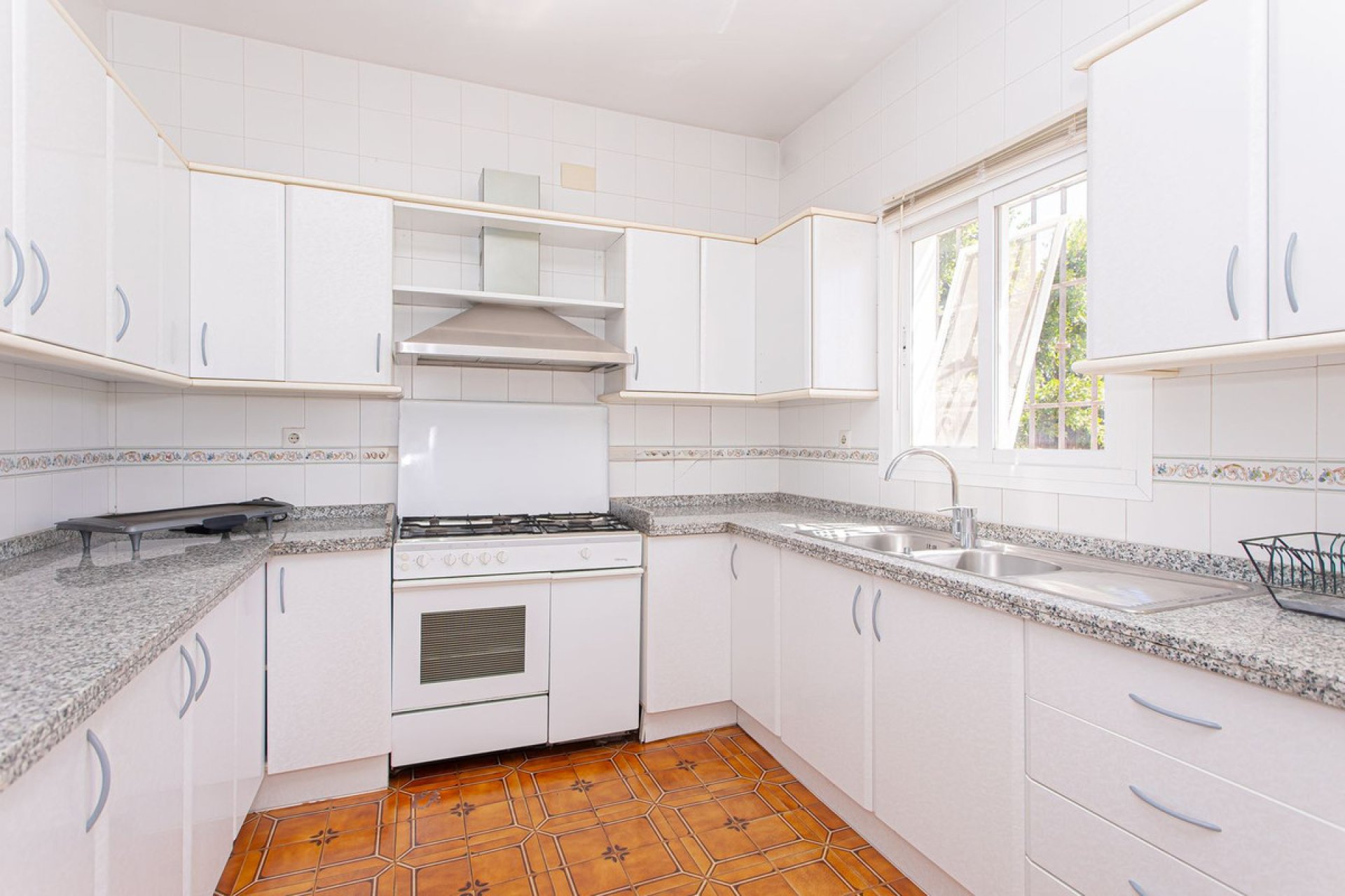 Reventa - House - Detached Villa - Marbella - Nueva Andalucia