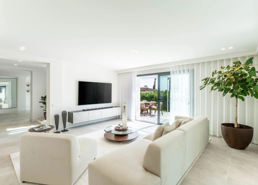 Reventa - House - Detached Villa - Marbella - Nueva Andalucia