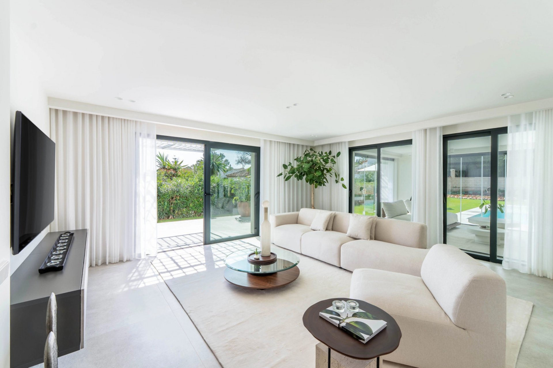 Reventa - House - Detached Villa - Marbella - Nueva Andalucia