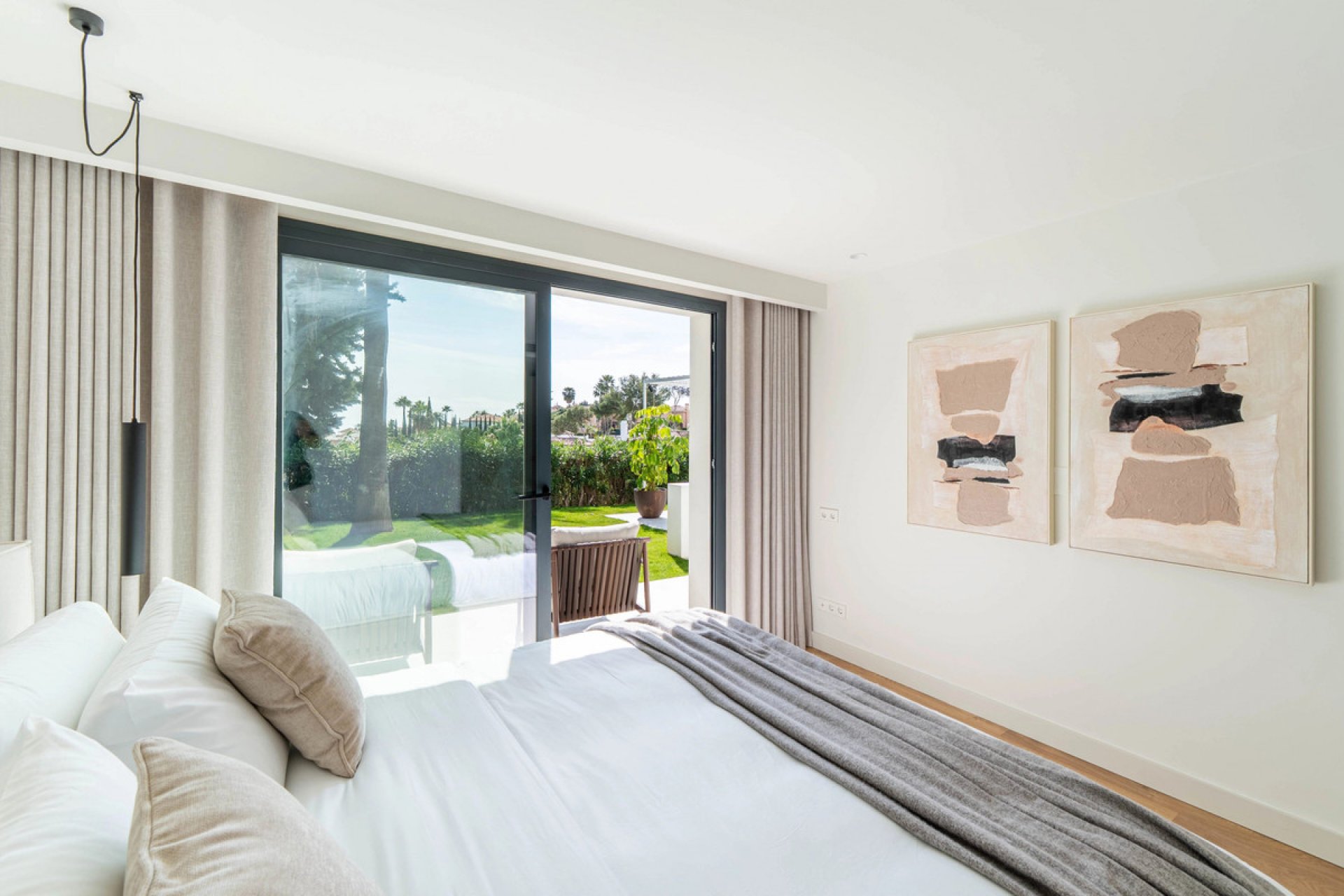 Reventa - House - Detached Villa - Marbella - Nueva Andalucia