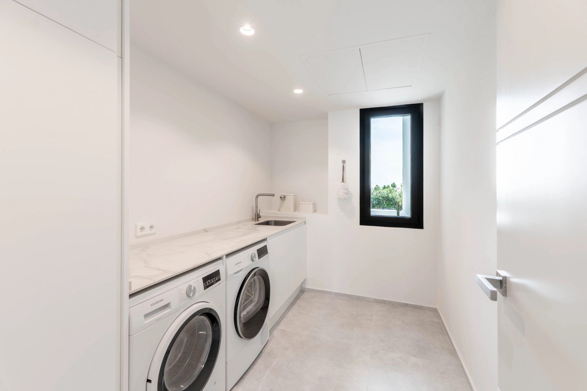 Reventa - House - Detached Villa - Marbella - Nueva Andalucia