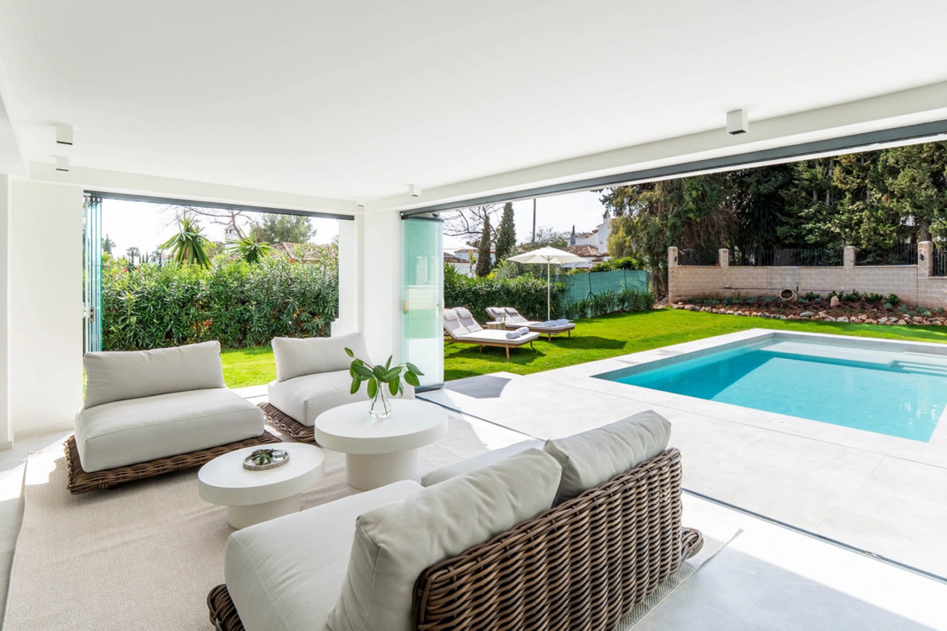 Reventa - House - Detached Villa - Marbella - Nueva Andalucia