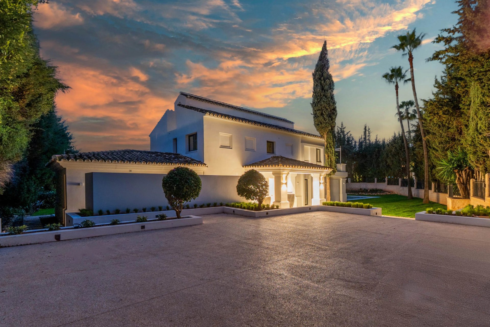 Reventa - House - Detached Villa - Marbella - Nueva Andalucia