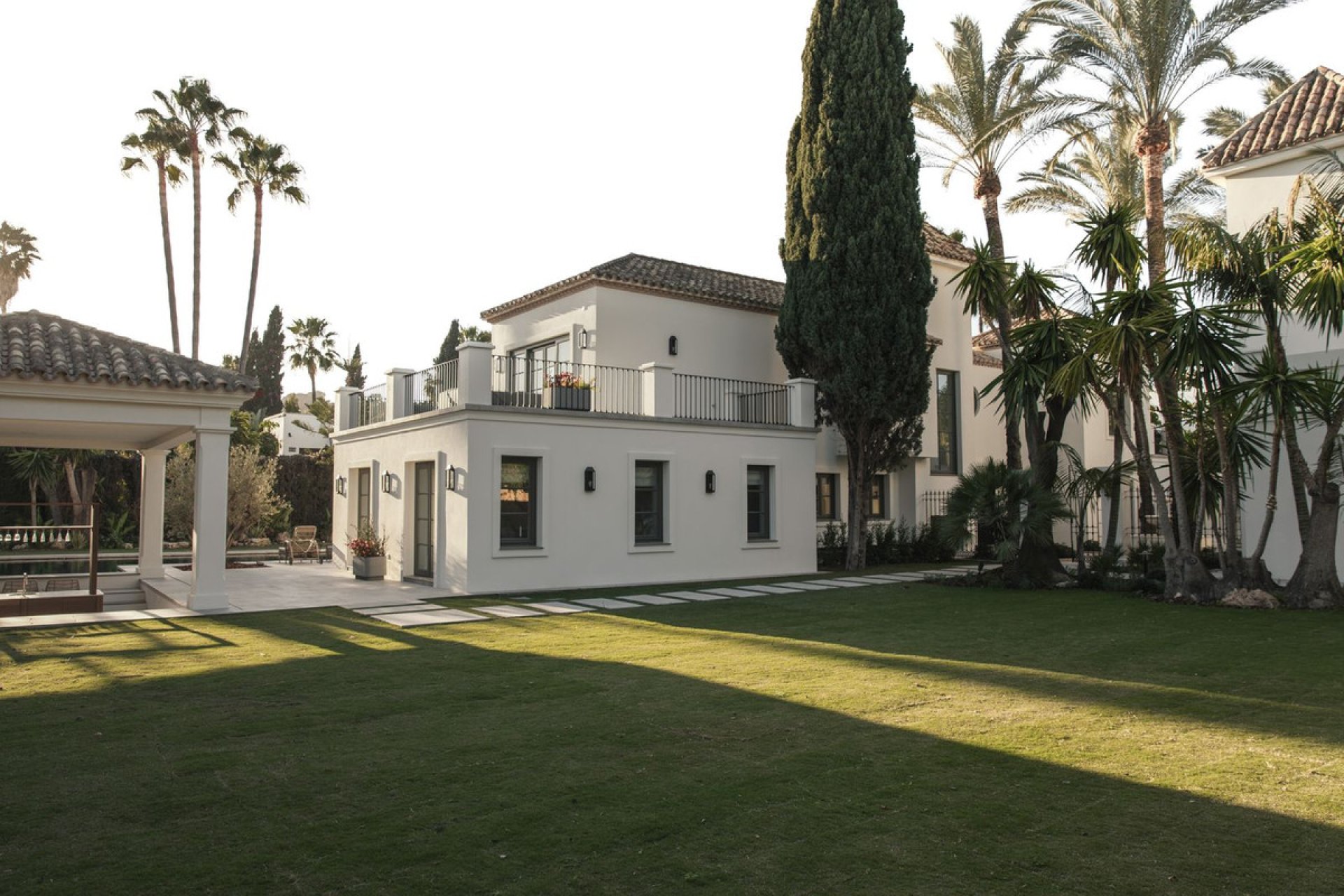 Reventa - House - Detached Villa - Marbella - Nueva Andalucia