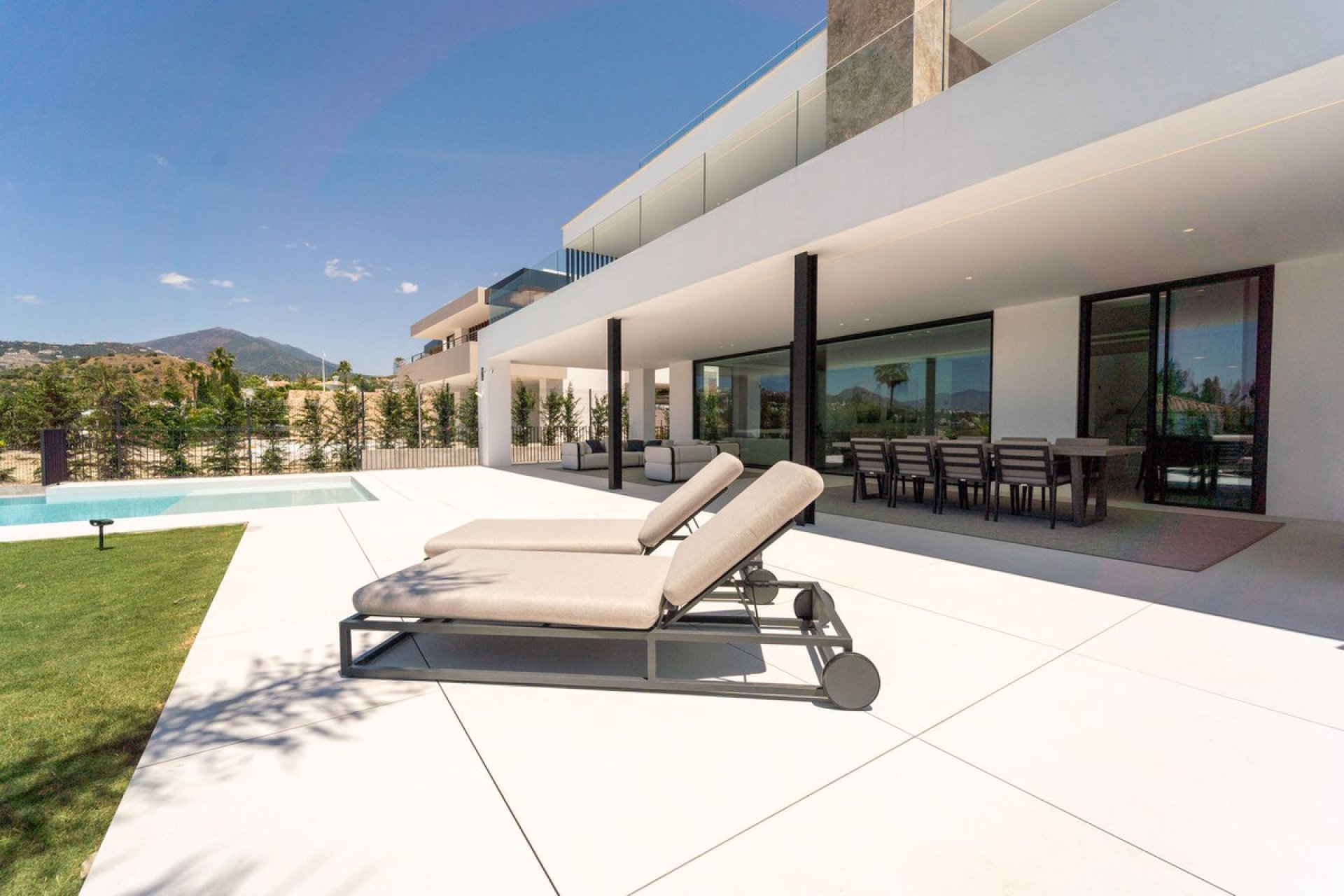 Reventa - House - Detached Villa - Marbella - Nueva Andalucia