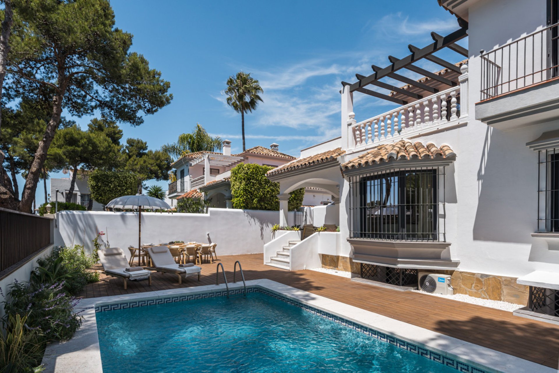 Reventa - House - Detached Villa - Marbella - Nueva Andalucia