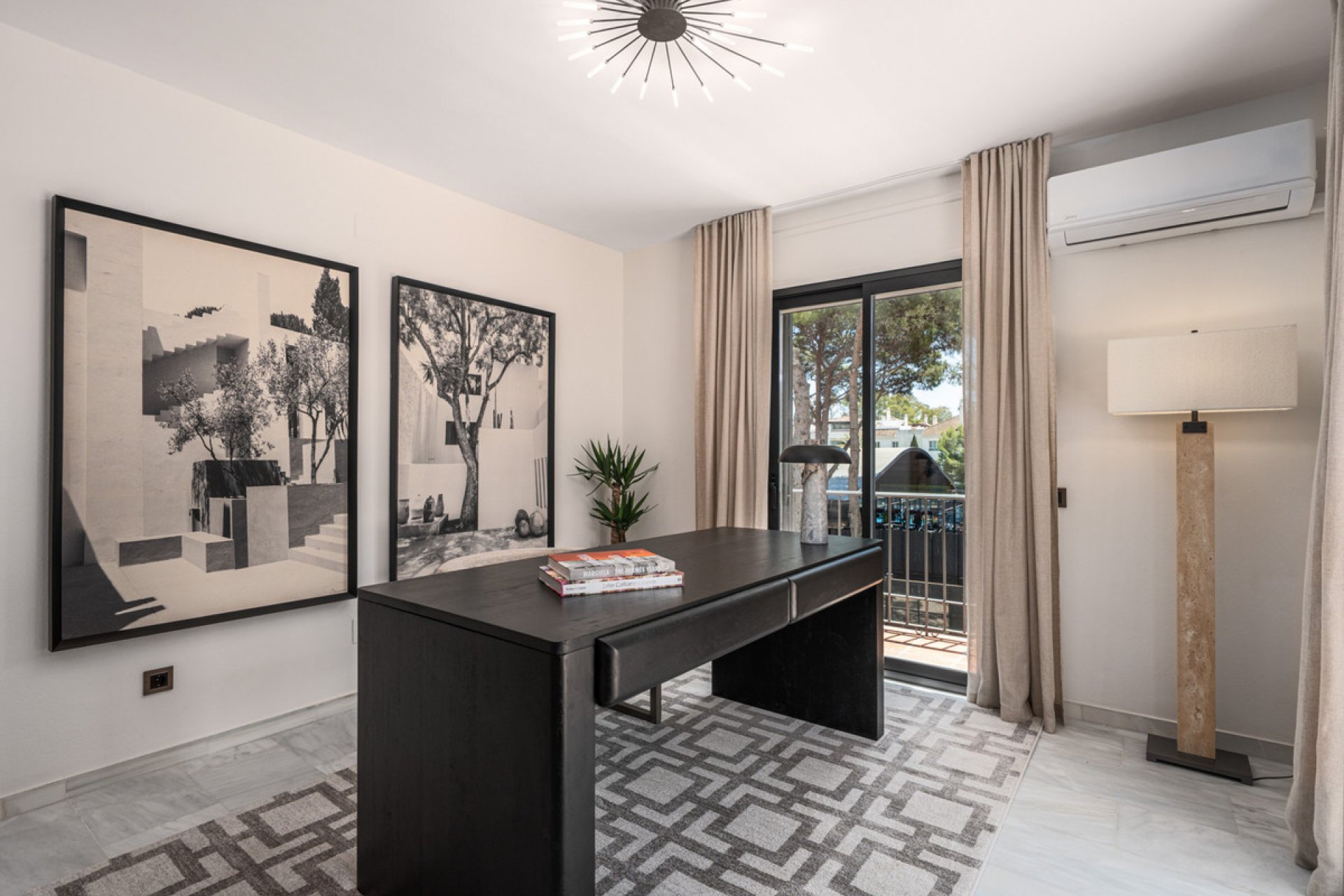 Reventa - House - Detached Villa - Marbella - Nueva Andalucia