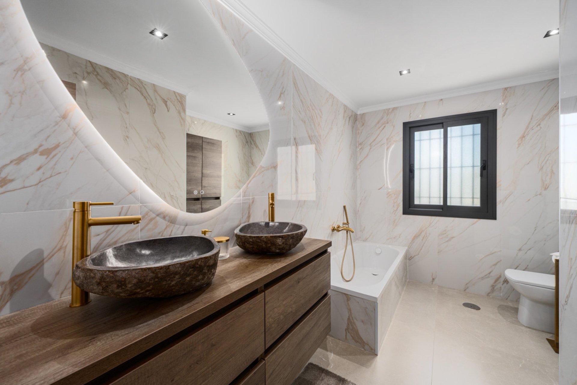 Reventa - House - Detached Villa - Marbella - Nueva Andalucia