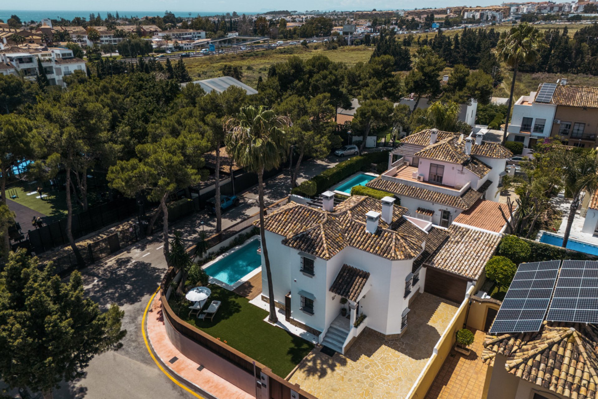 Reventa - House - Detached Villa - Marbella - Nueva Andalucia