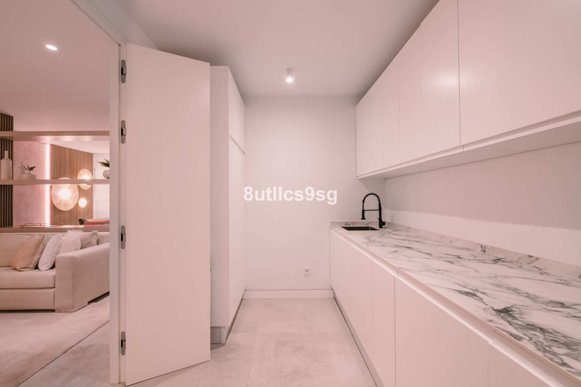 Reventa - House - Detached Villa - Marbella - Nueva Andalucia