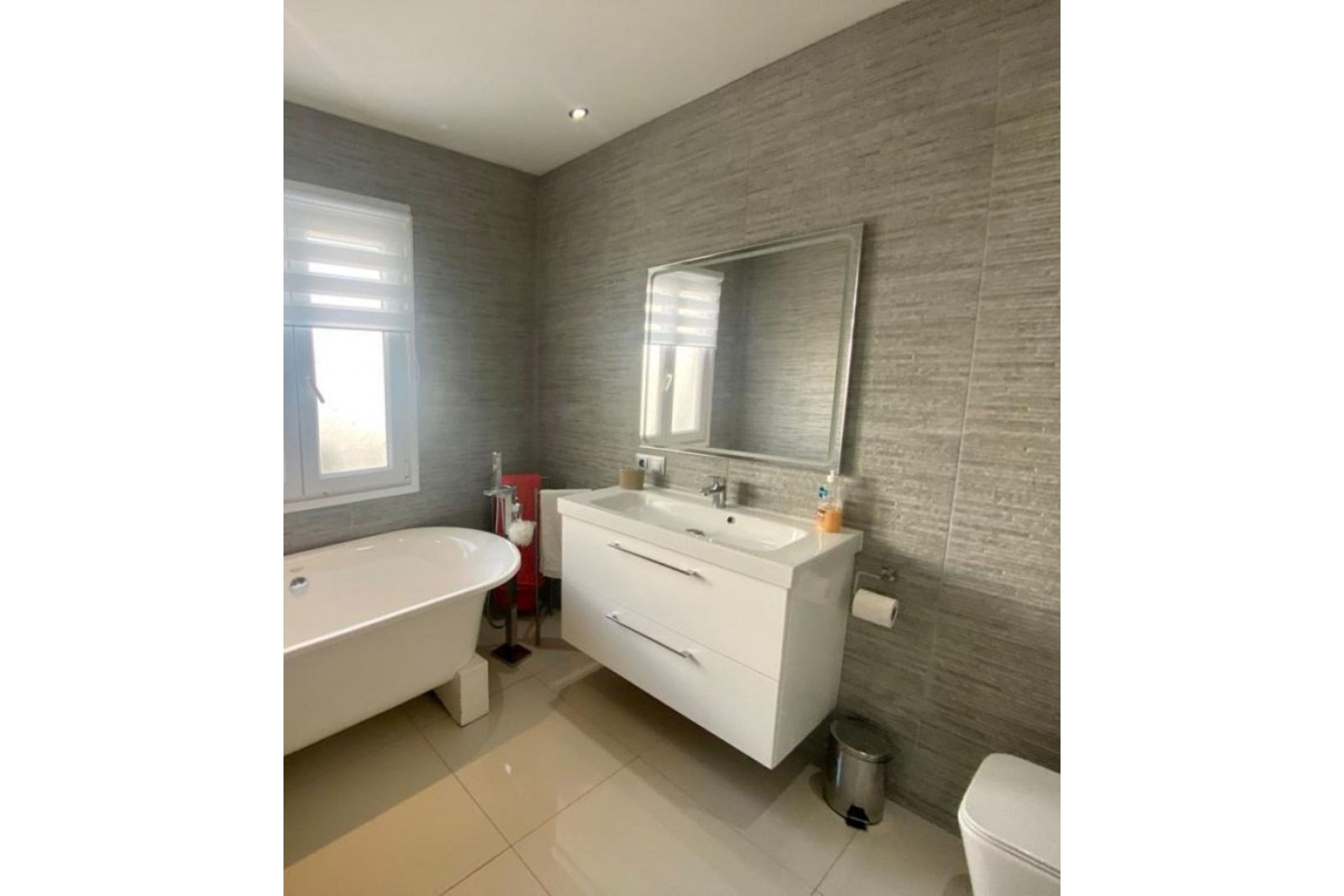 Reventa - House - Detached Villa - Marbella - Nueva Andalucia