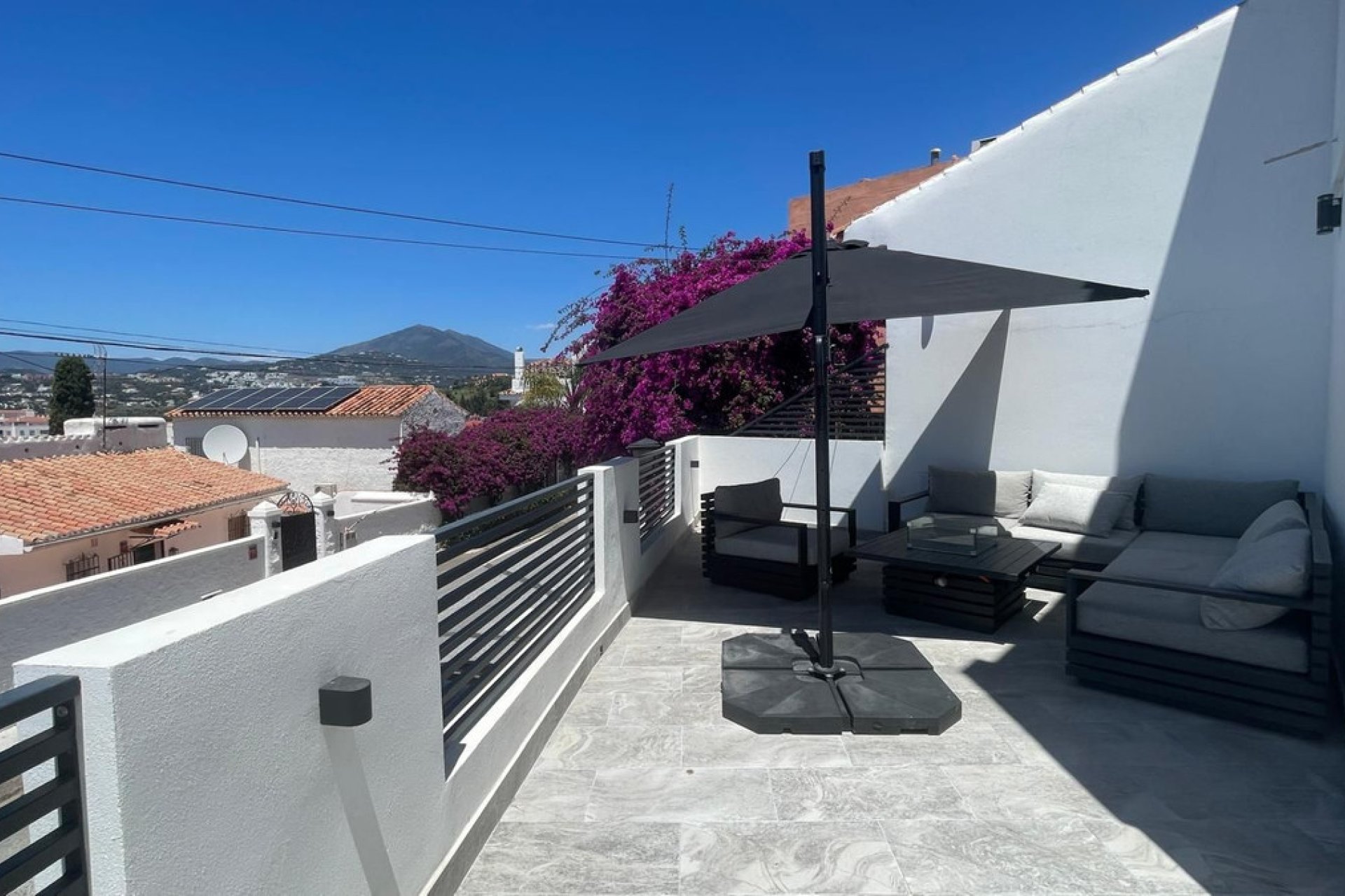 Reventa - House - Detached Villa - Marbella - Nueva Andalucia