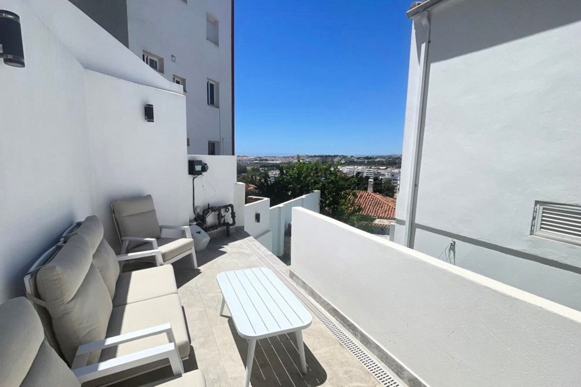 Reventa - House - Detached Villa - Marbella - Nueva Andalucia