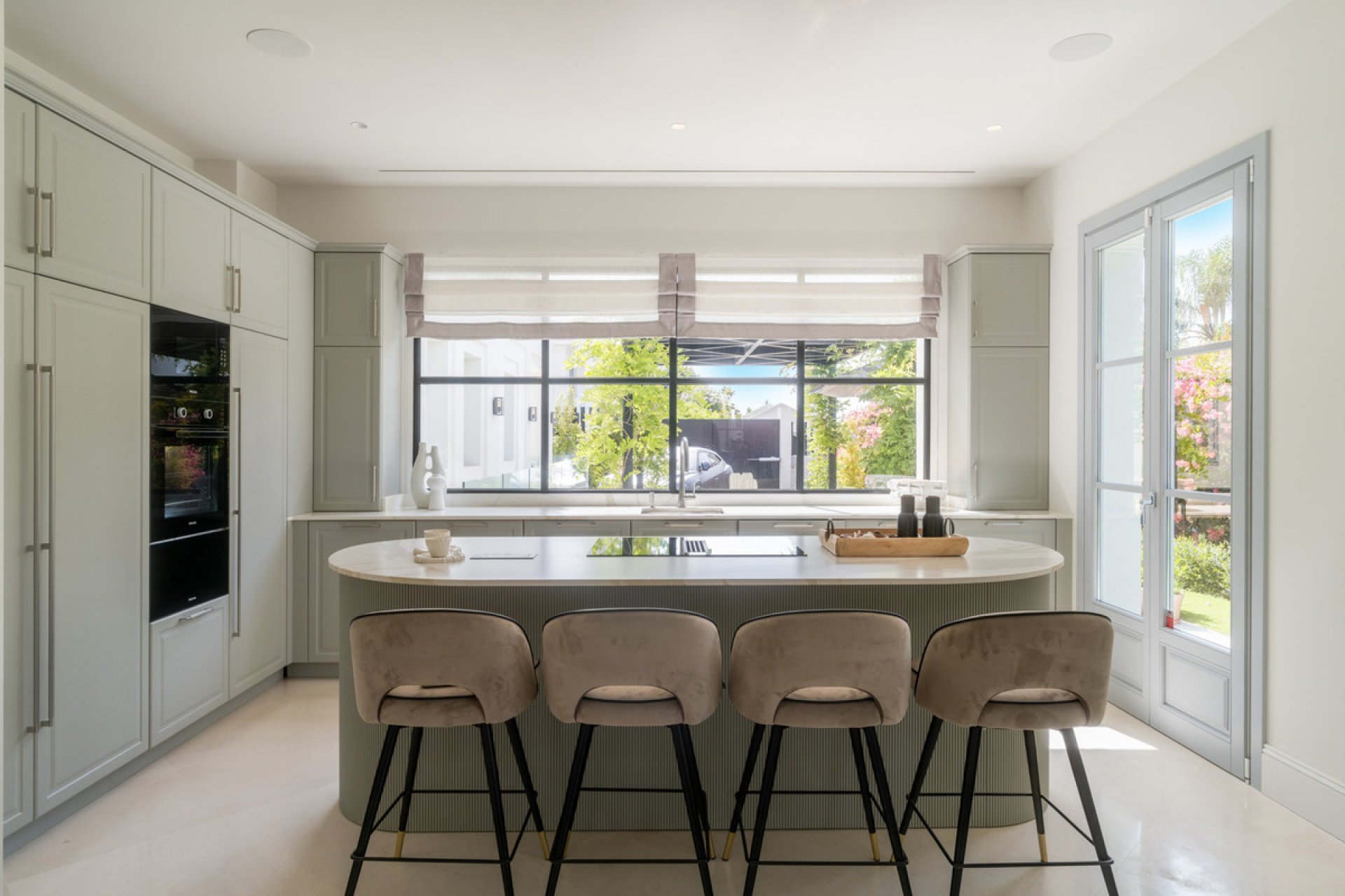 Reventa - House - Detached Villa - Marbella - Nueva Andalucia