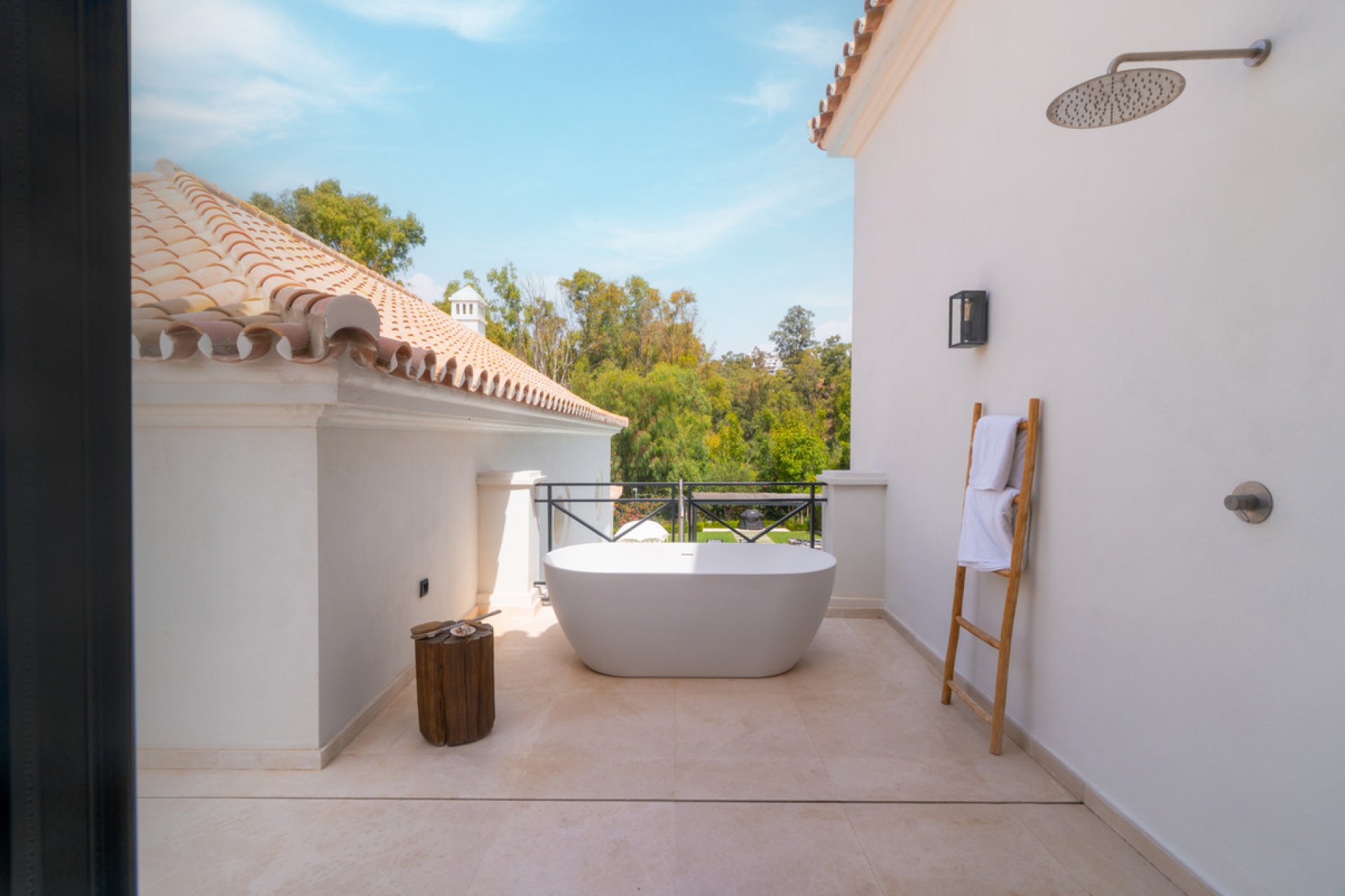 Reventa - House - Detached Villa - Marbella - Nueva Andalucia