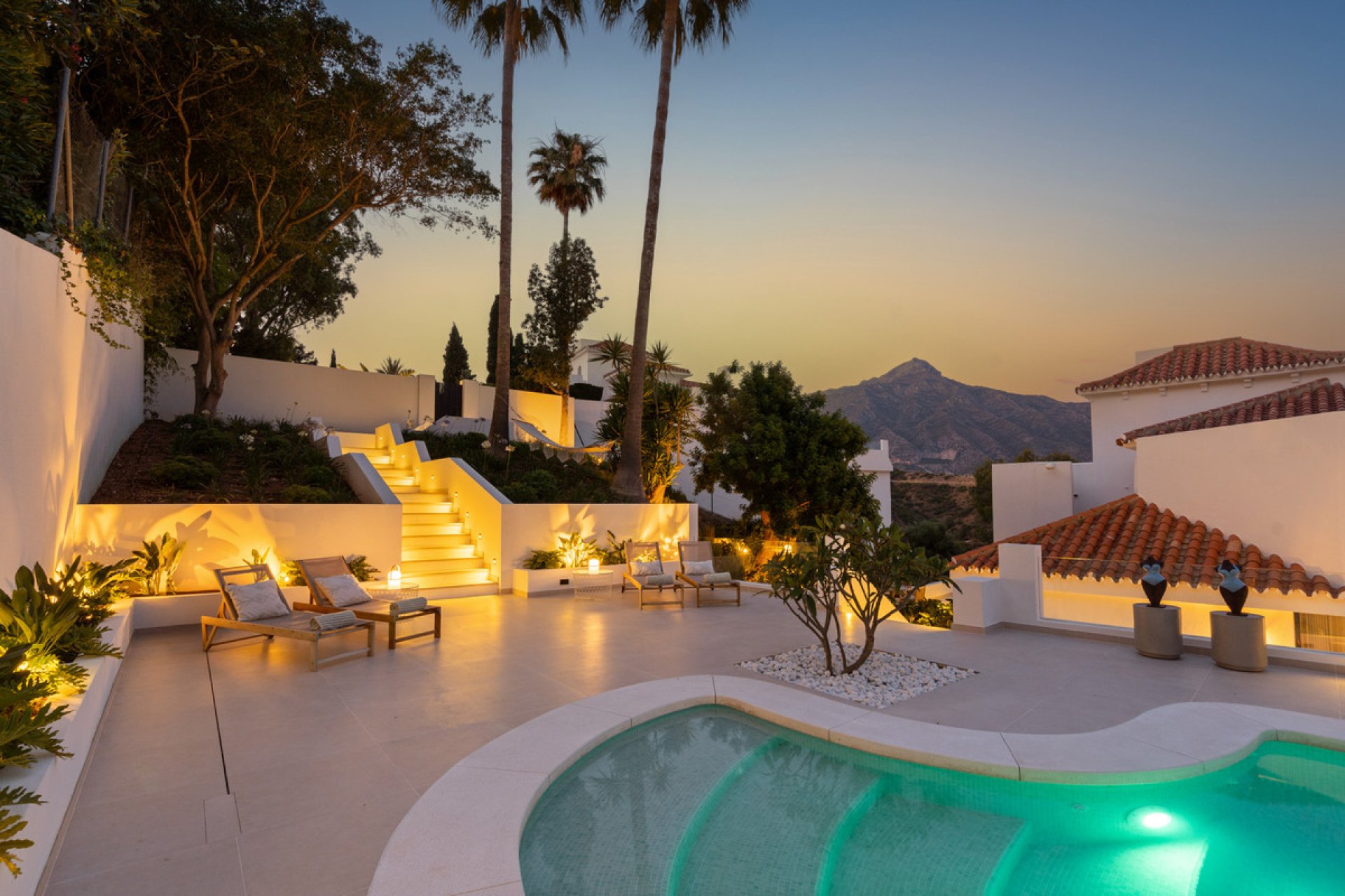 Reventa - House - Detached Villa - Marbella - Nueva Andalucia