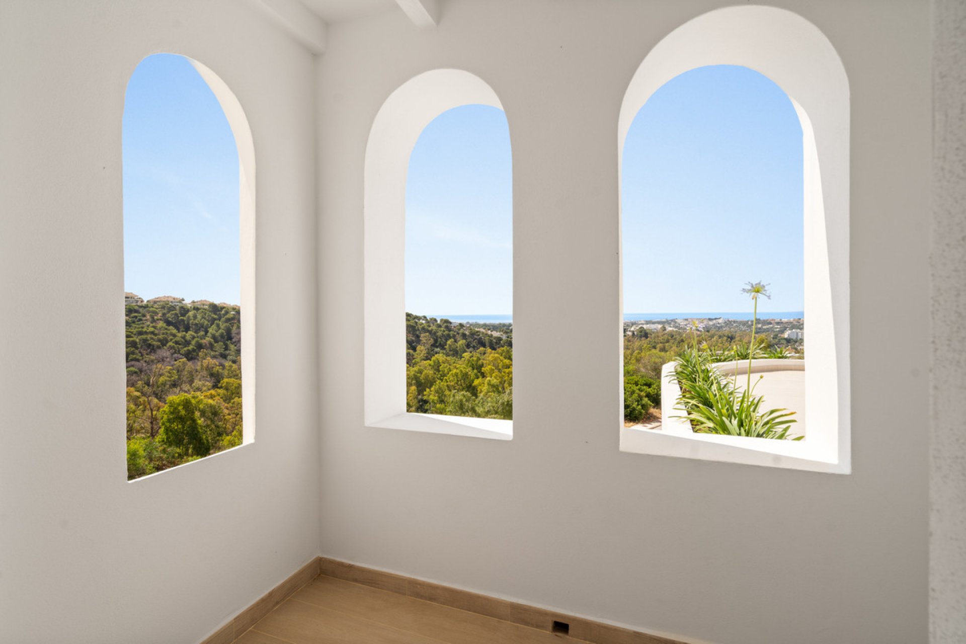 Reventa - House - Detached Villa - Marbella - Nueva Andalucia