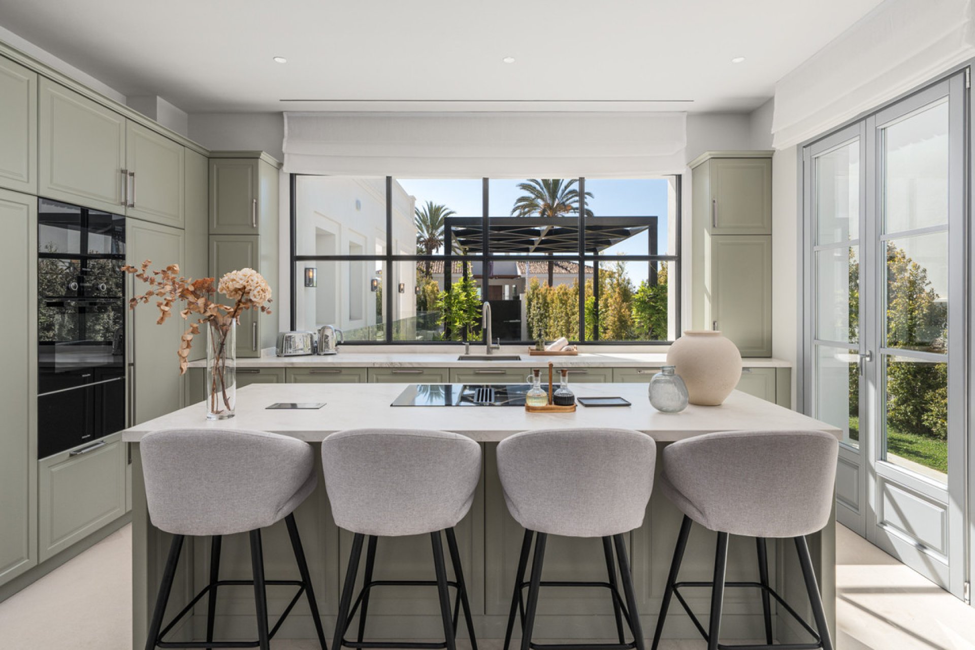 Reventa - House - Detached Villa - Marbella - Nueva Andalucia