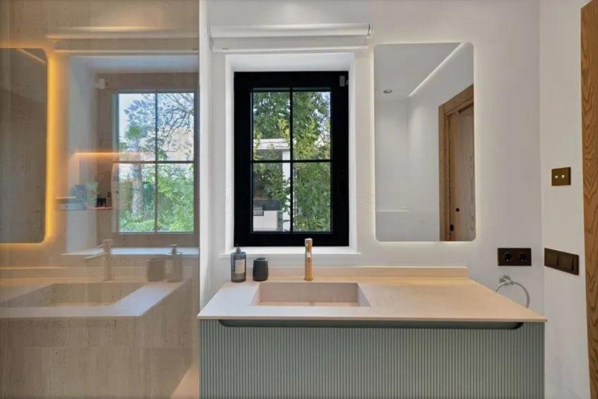 Reventa - House - Detached Villa - Marbella - Puerto Banús