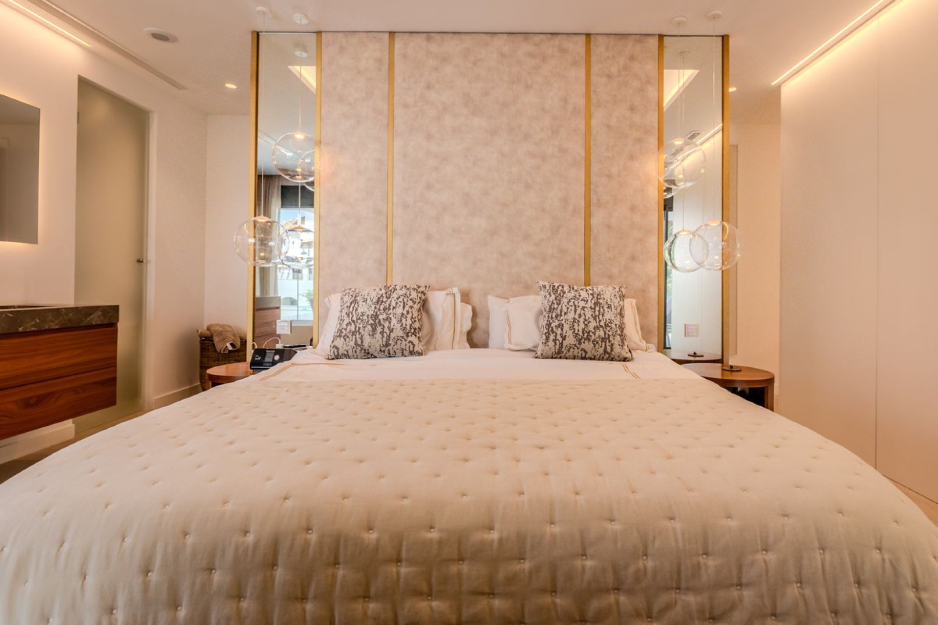 Reventa - House - Detached Villa - Marbella - Puerto Banús