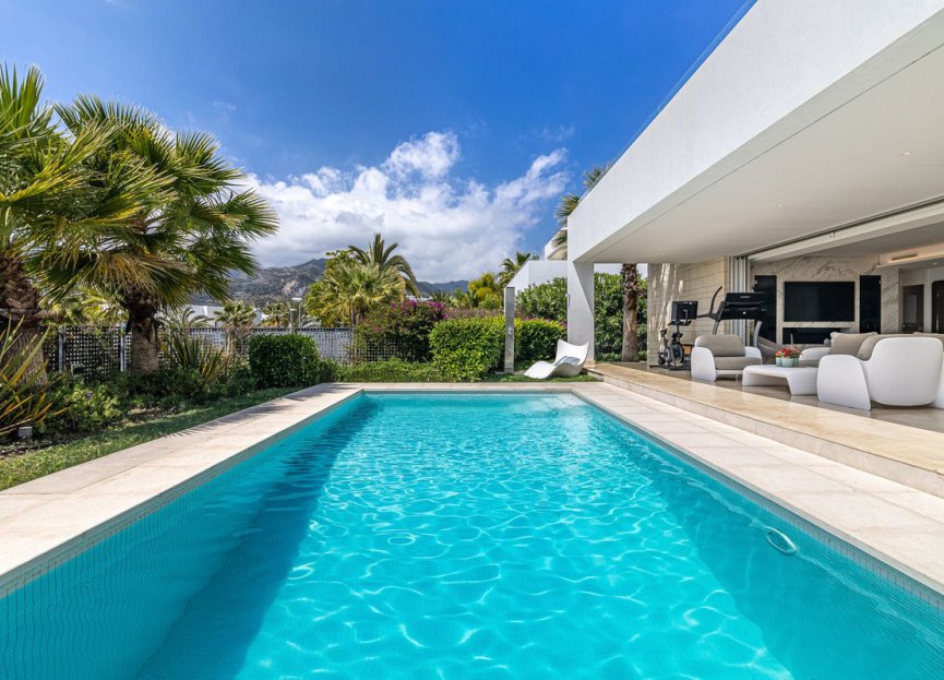 Reventa - House - Detached Villa - Marbella - Río Real