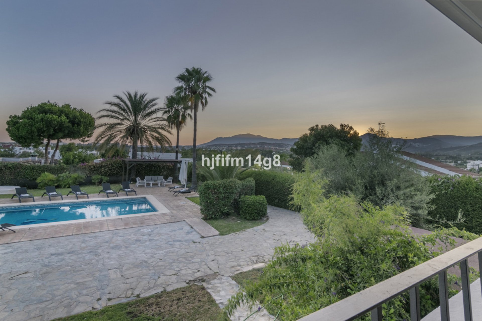 Reventa - House - Detached Villa - Marbella - San Pedro De Alcantara