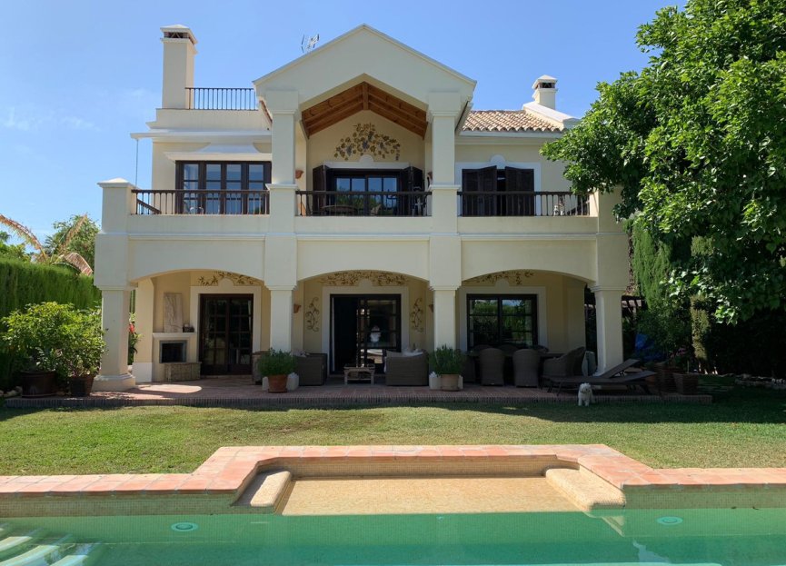 Reventa - House - Detached Villa - Marbella - Sierra Blanca