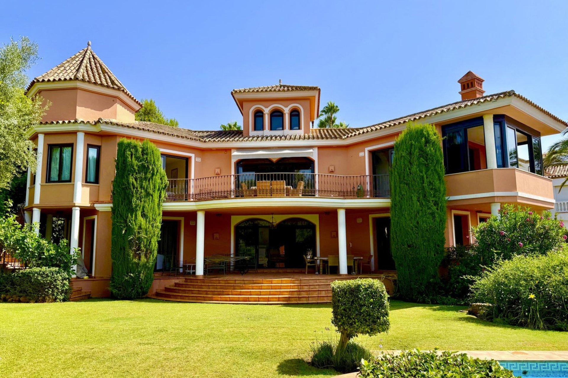 Reventa - House - Detached Villa - Marbella - Sierra Blanca