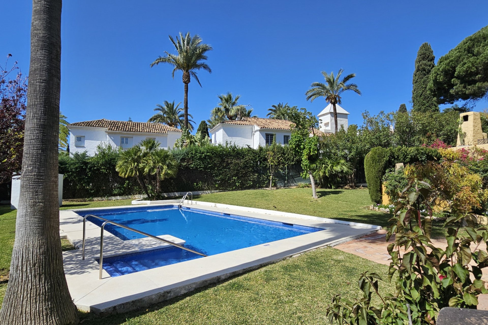 Reventa - House - Detached Villa - Marbella - Sierra Blanca