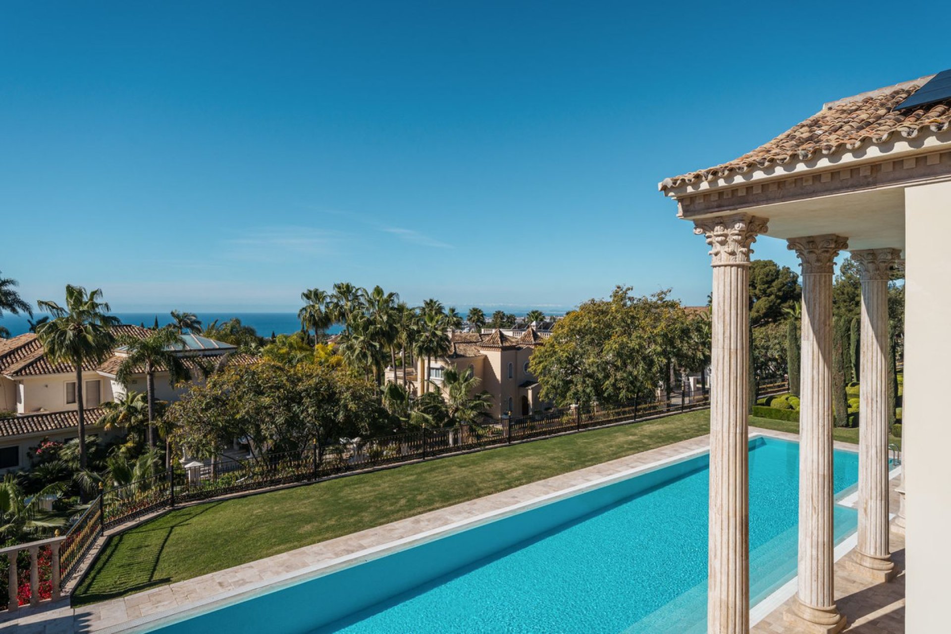 Reventa - House - Detached Villa - Marbella - Sierra Blanca